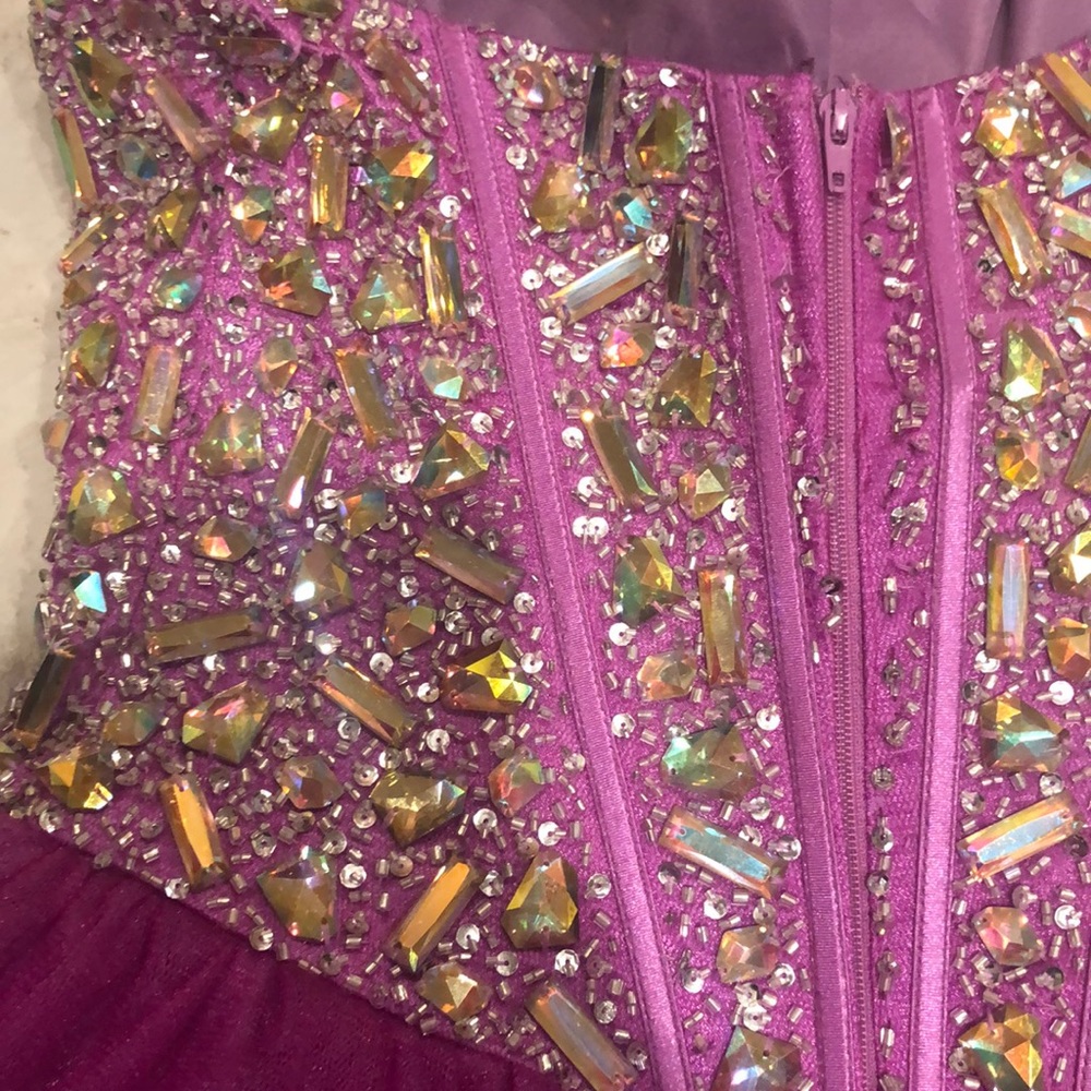 Prom dress - Picture 5 of 8